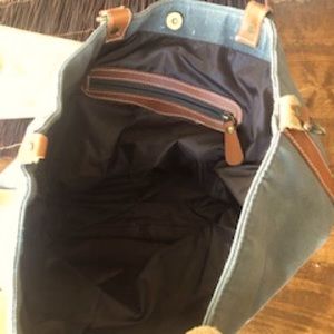 Canvas purse with leather look accents